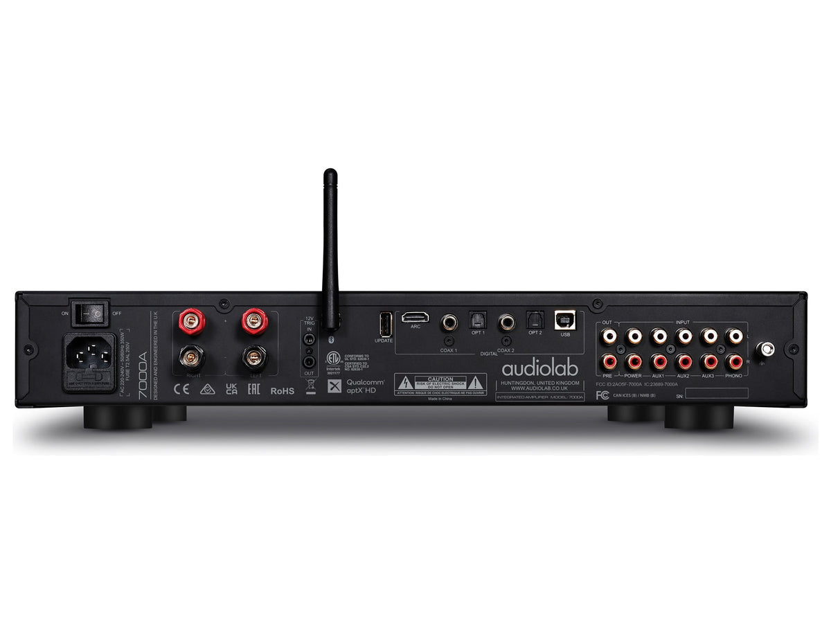 Audiolab 7000A, Nero, pannello posteriore