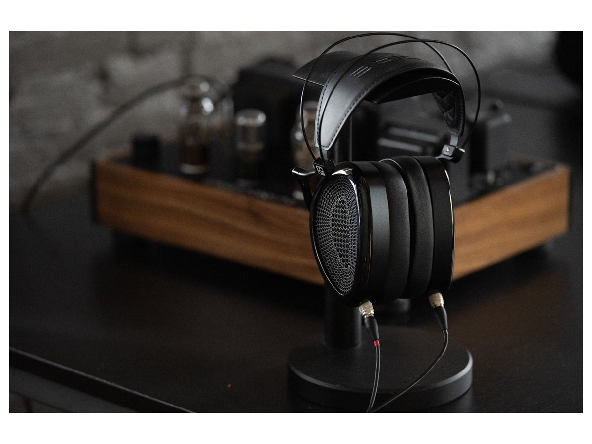 Dan Clark Audio Noire XO, foto ambientata
