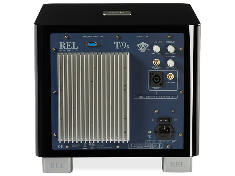 REL T/9x, vista posteriore