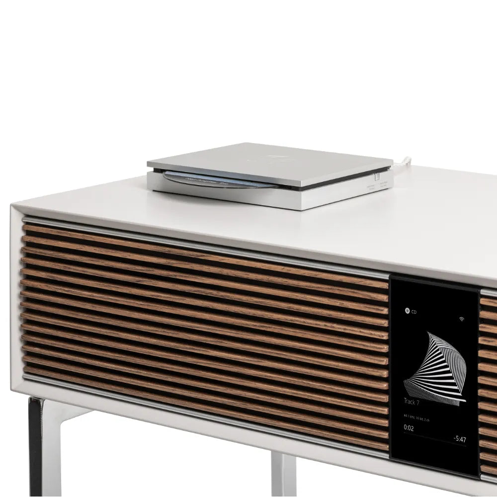Ruark R810