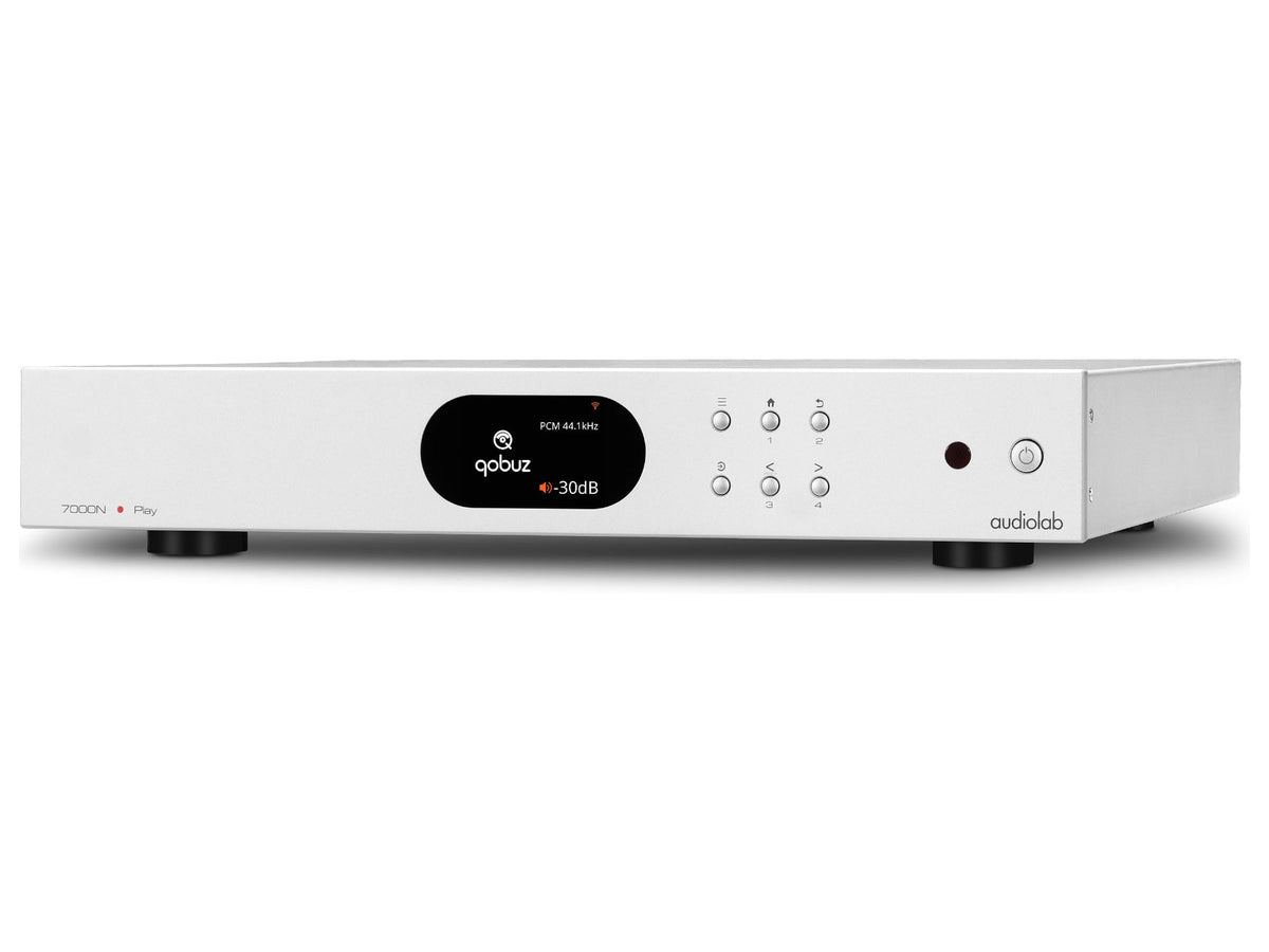 Audiolab 7000N Play — Silver, vista di tre quarti