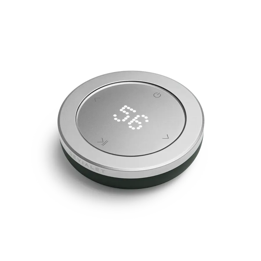 Devialet Remote, Verde foresta, vista frontale