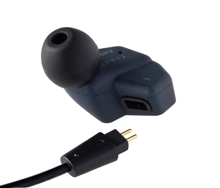 Final Audio A4000, vista posteriore