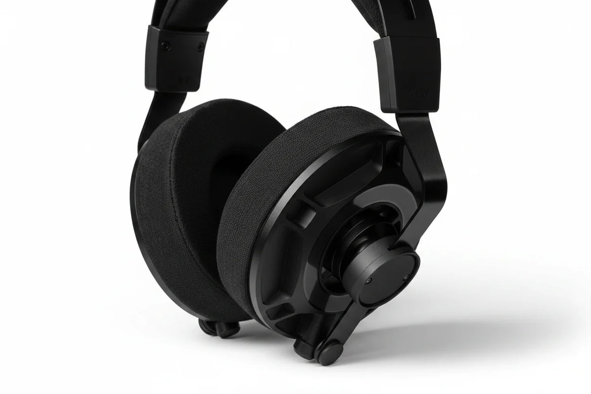 Final Audio D7000, vista frontale