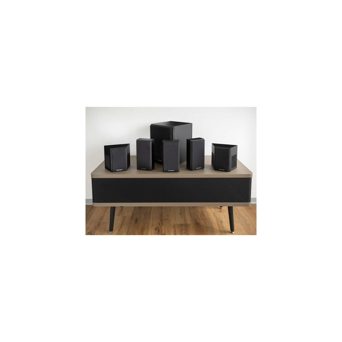 MK Sound Movie 5.1 — Foto ambientata