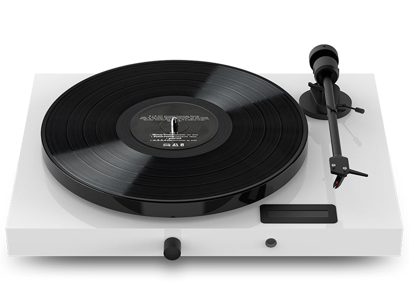Pro-Ject Juke Box E1, Vista frontale 2 Finitura Bianco