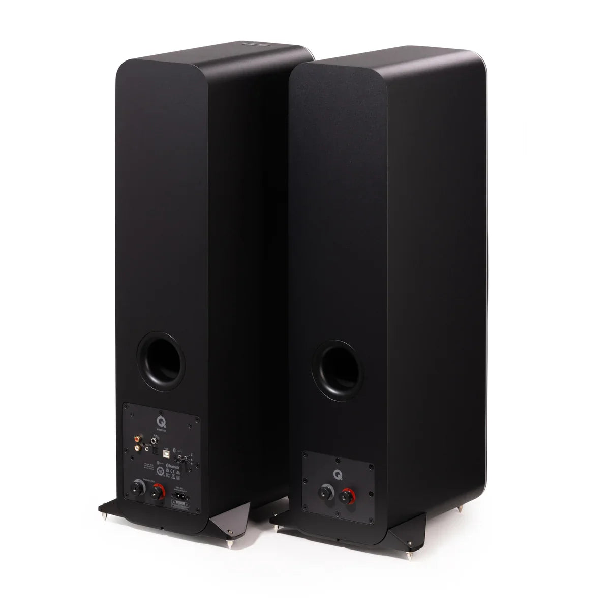 Q Acoustics M40, vista posteriore