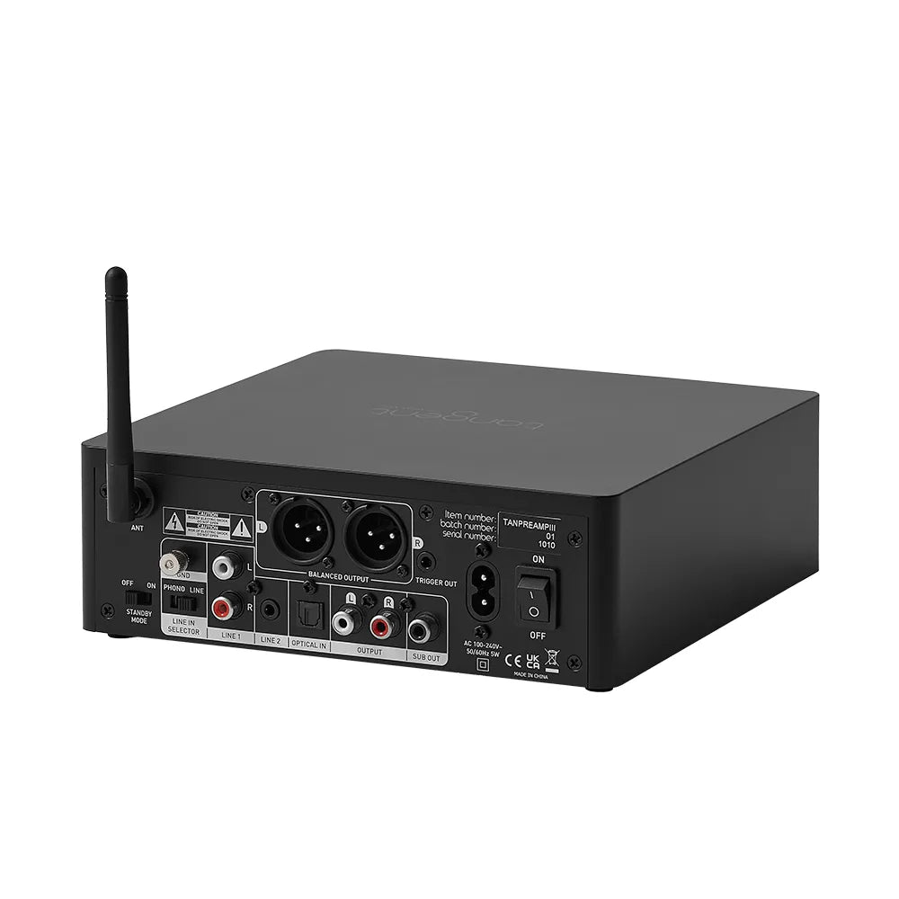 Tangent PreAmp III, vista posteriore