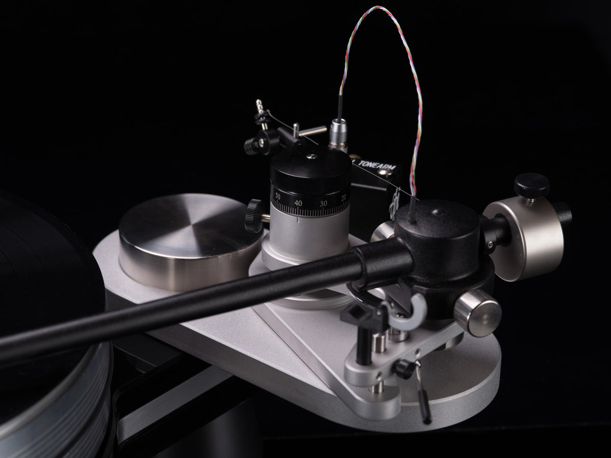 VPI Avenger
